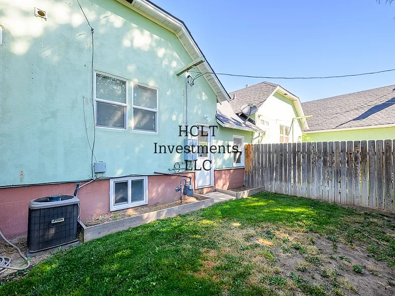 408 11th Ave S #408 — Photo 18