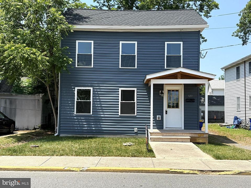1st image of 123 Fleming St