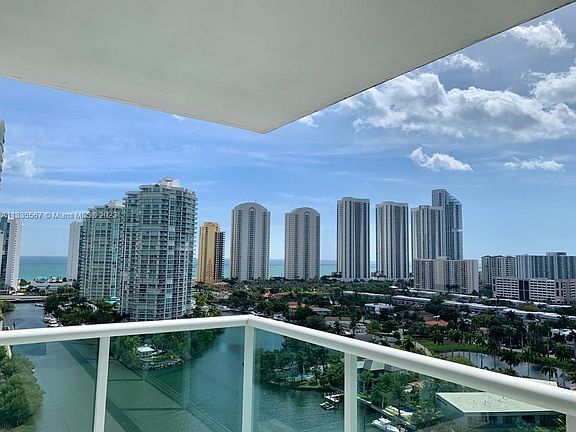 4th image of 400 Sunny Isles Blvd #1722