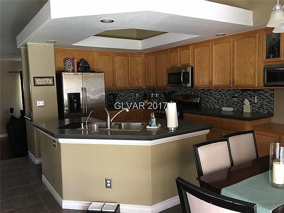 3rd image of 1661 Silver Rain Ave