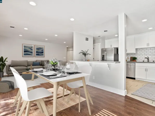 1064 Wesley Ct APT 5, Walnut Creek, CA 94597