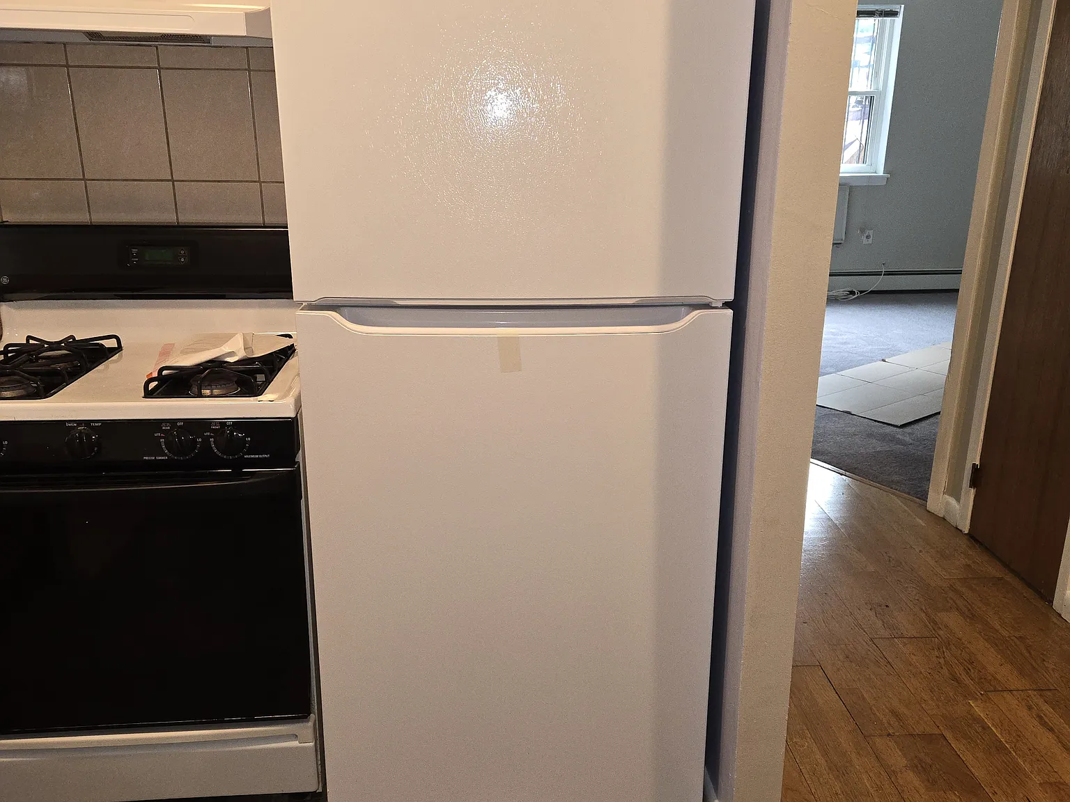 1 bed, 850 sqft, $2,300 — Photo 2