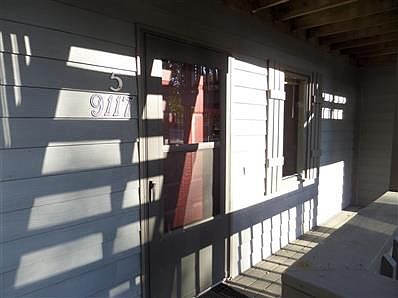 1st image of 9117 S Pointe Retreat Dr