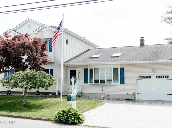 1245 Neptune Avenue, Beachwood, NJ 08722