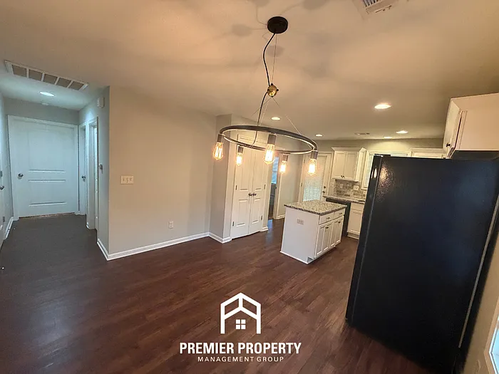 437 Barn Wood Rd — Photo 4