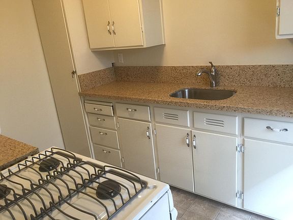 5th image of 529 Matadero Ave APT 2