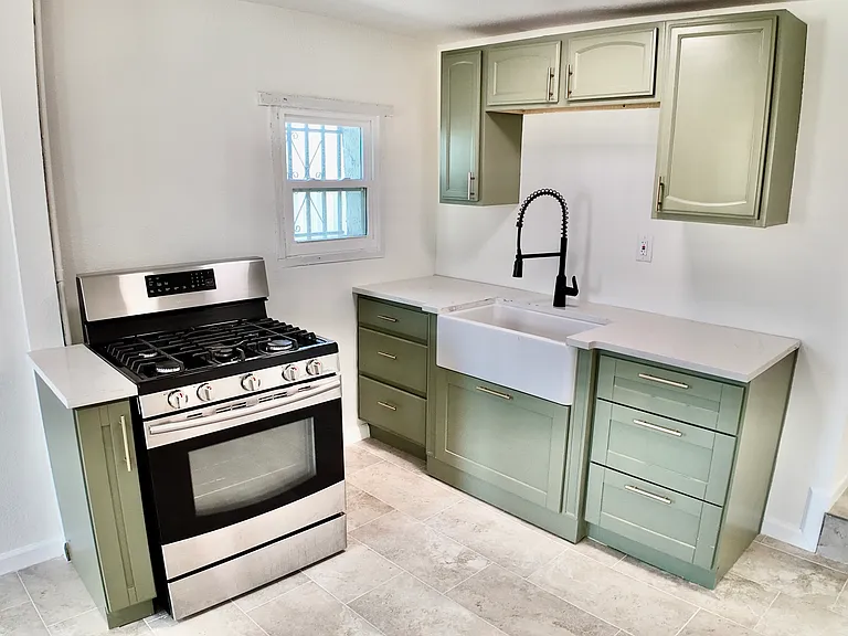 2931 Mobile Ave #3 — Photo 8