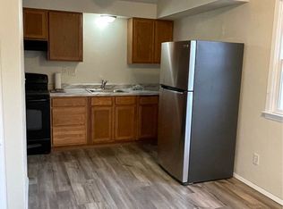 800 W Shenandoah Dr #800, Peoria, IL