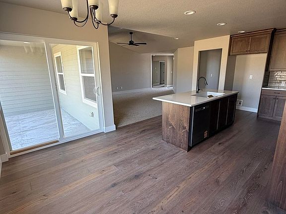 4th image of 7073 Prairie Sky Ln