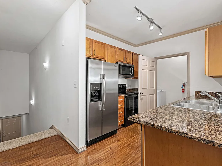 Trinity Bell Gardens Apartments — Photo 21
