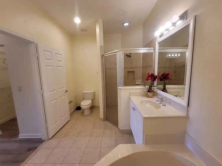 2582 Langrove Ln SW — Photo 14