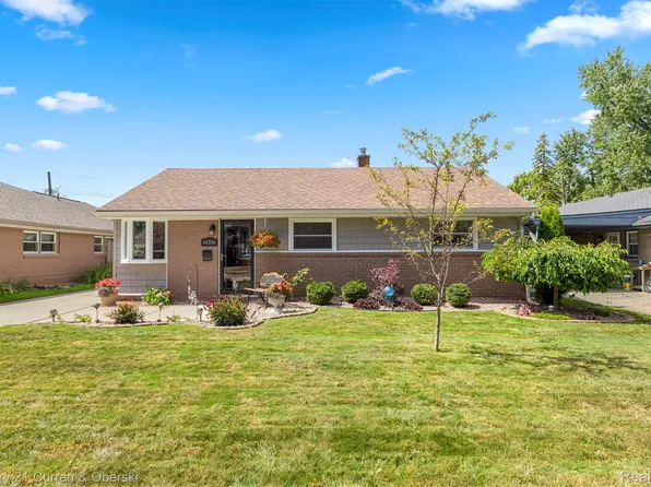 18216 Hamann St, Riverview, MI 48193