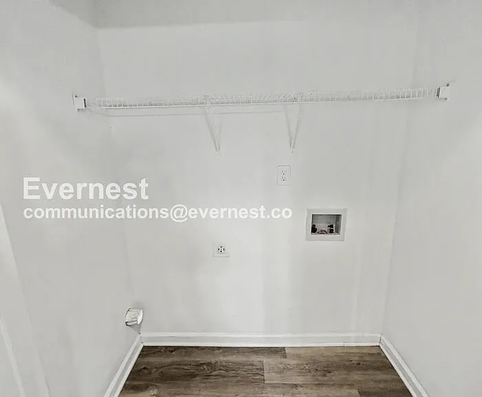 8609 Thomas Ln — Photo 20