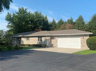 798 State Highway 105, Bement, IL 61813