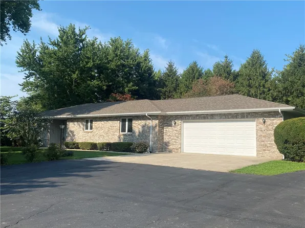 798 State Highway 105, Bement, IL 61813
