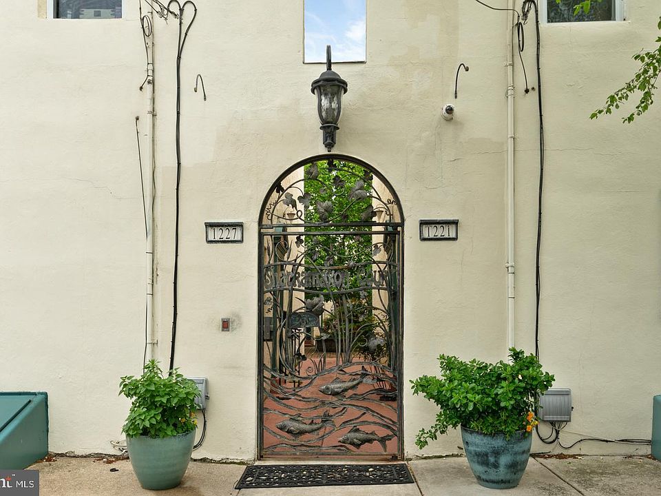 1st image of 1225 Shackamaxon St #11