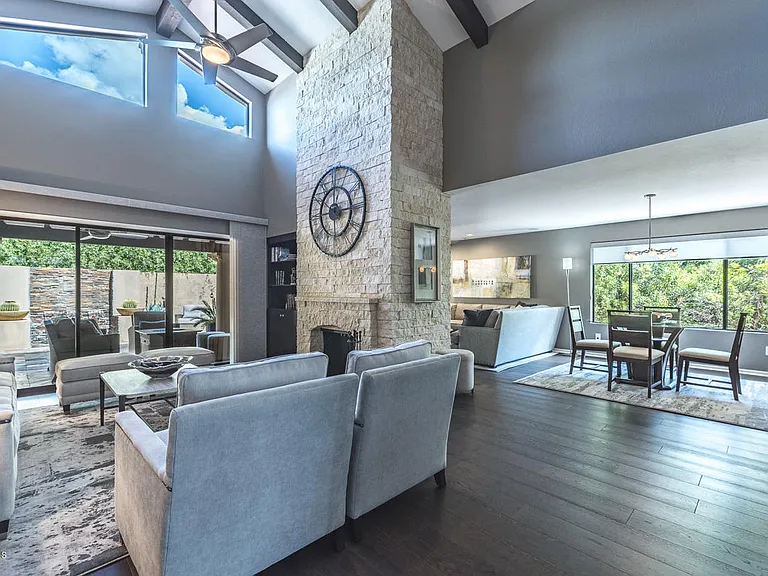 8622 E Vista Del Lago — Photo 1