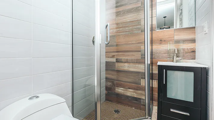 Rented by Nooklyn NYC LLC | media 59