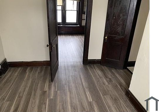 1st image of 4076 E 136th St