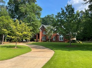 1903 Saint Andrews Way, Phenix City, AL 36867