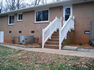 6201 Rosecrest Dr, Charlotte, NC 28210