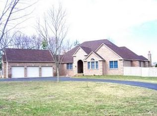 6580 Sherry Ln, Hilliard, OH 43026