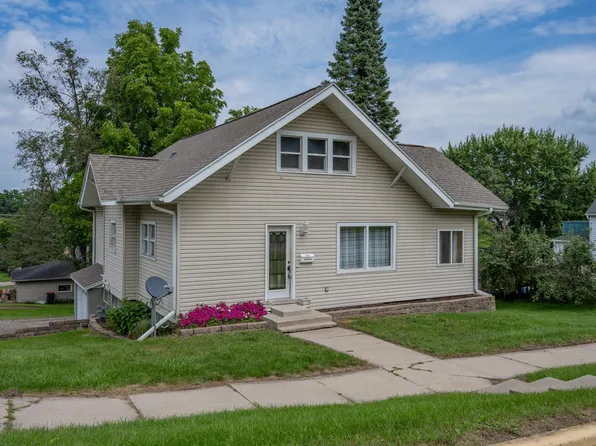 216 Nassau St, Elroy, WI 53929