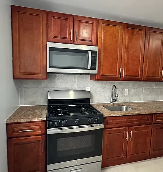 649 Vermont St #2 — Photo 1
