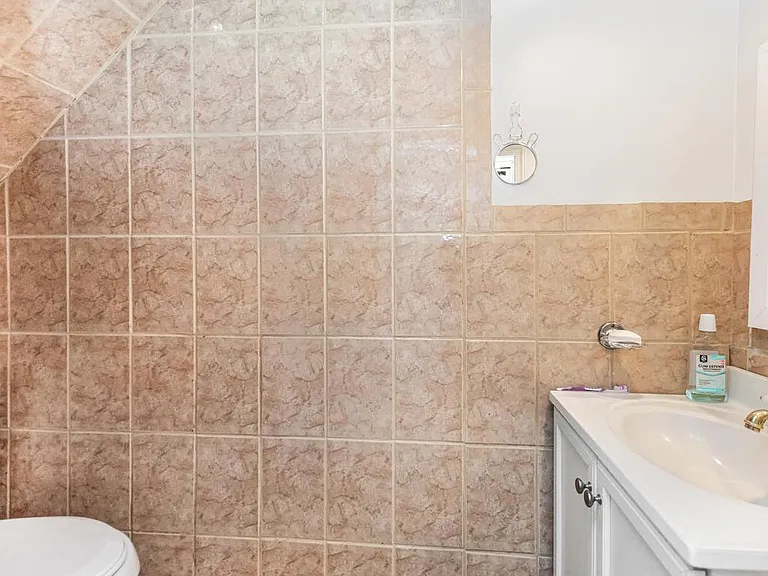 412 Warburton Ave #3 — Photo 16
