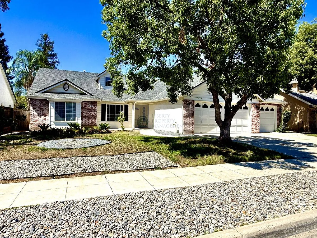 4 bed, 1767 sqft, $3,195 — Photo 1