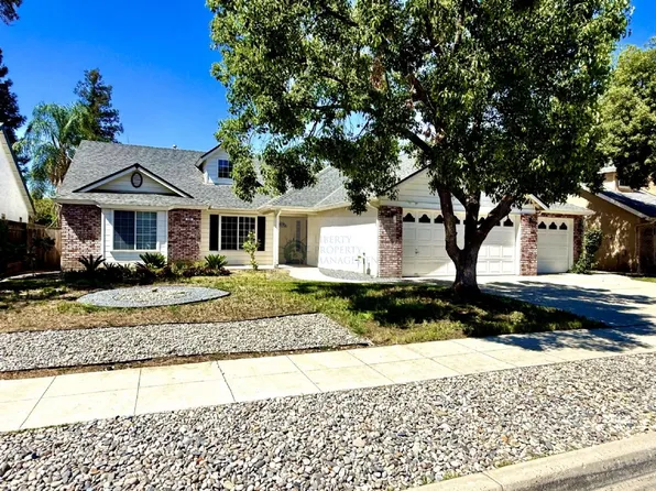135 Decatur Ave, Clovis, CA 93611