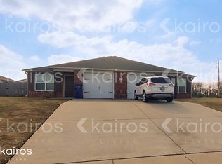 3892 E Thomas St #A, Siloam Springs, AR 72761