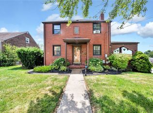 702 Baldwin Dr, Pittsburgh, PA