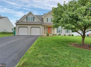 243 Browning Rd, Lancaster, PA 17602