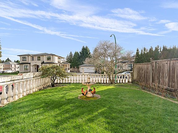 4th image of 5307 Springdale Ct