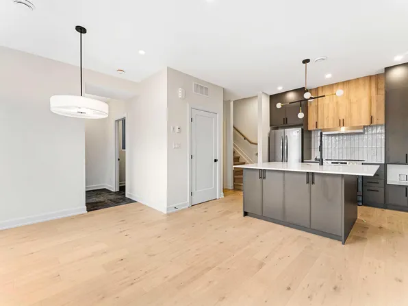 138 Carillon St #A, Ottawa, ON K1L 5Y3