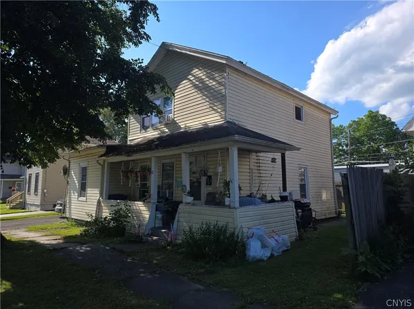 81 Elizabeth St, Auburn, NY 13021