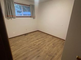 4220 Center St NE, Salem, OR 97301