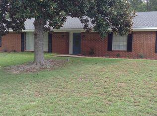 102 Claudia Cir, Longview, TX 75605