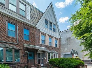 97-18 72nd Rd FLOOR 1, Forest Hills, NY 11375