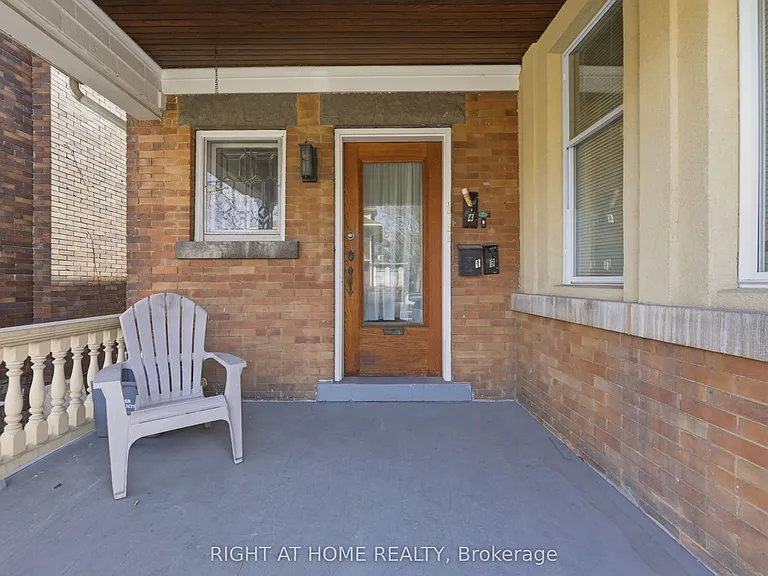 65 Fairholt Rd S #2 — Photo 2