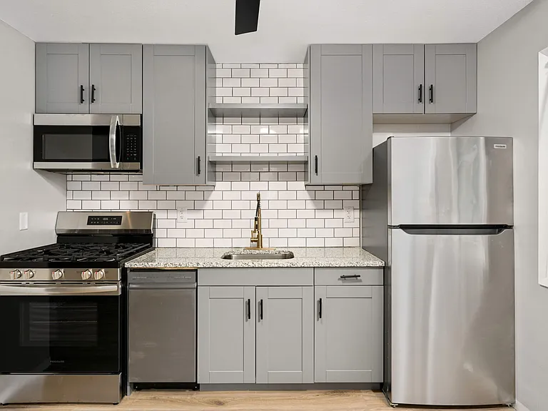 3115 Aldrich Ave S #202 — Photo 12