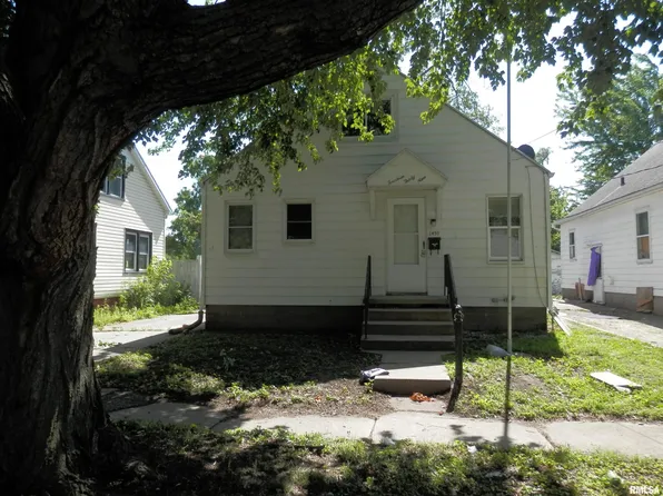 1439 Florence Ave, Galesburg, IL 61401