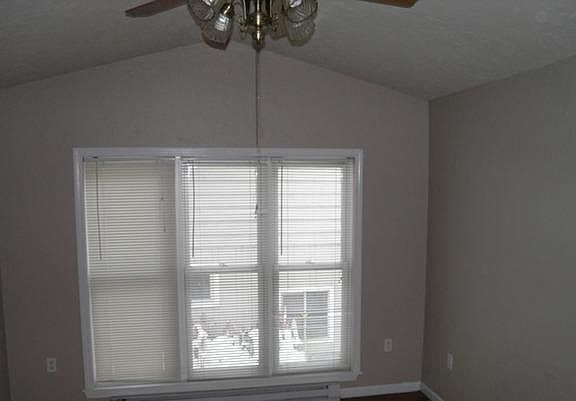 2nd image of 2199 Dunlap Dr #B
