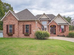 512 E Mitchell Ct, Republic, MO 65738