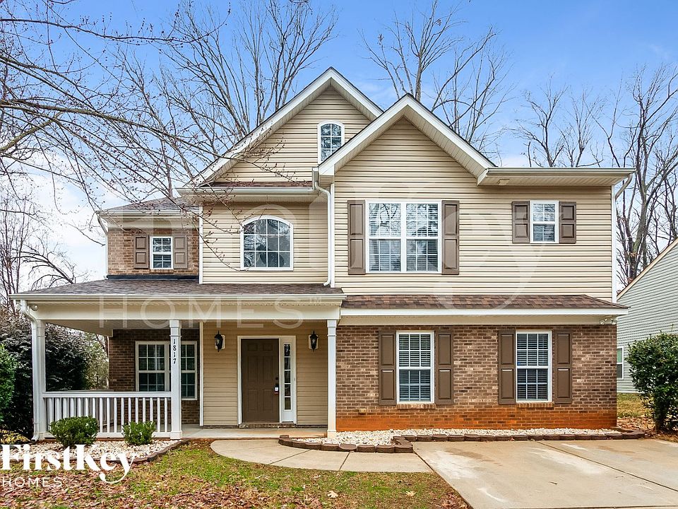 1st image of 1817 Elizabeth Oaks Ave