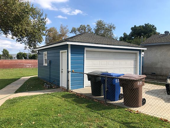 5th image of 10828 Montecito Dr