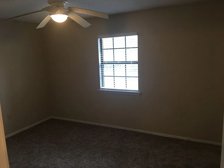 1714 Marilyn Dr — Photo 12