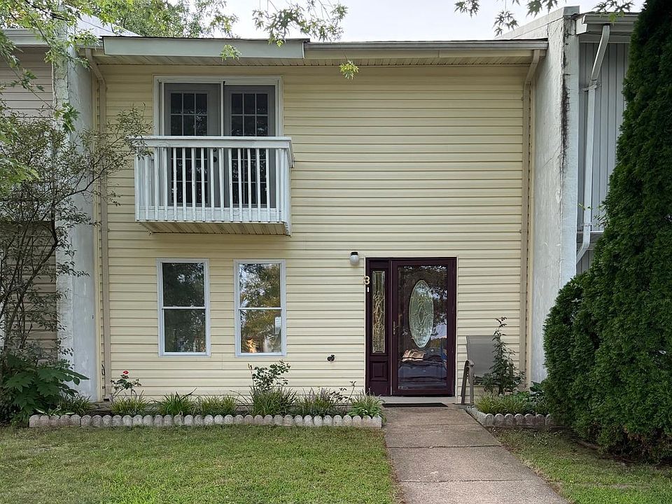 1st image of 3 Monarch Dr