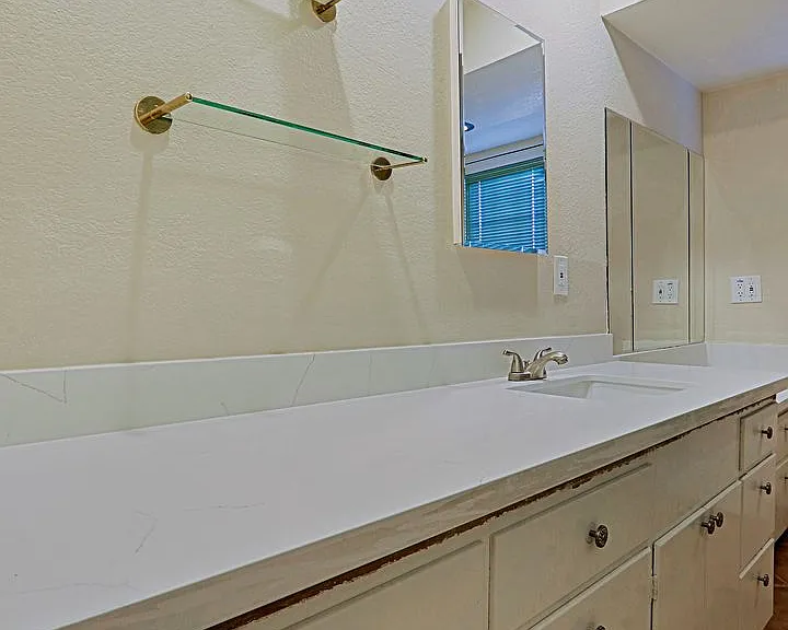 6203 N 12th Pl — Photo 30